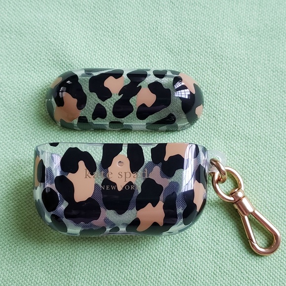 KATE SPADE LEOPARD AIRPODS PRO CASE:NIB LEOPARD - Picture 5 of 9